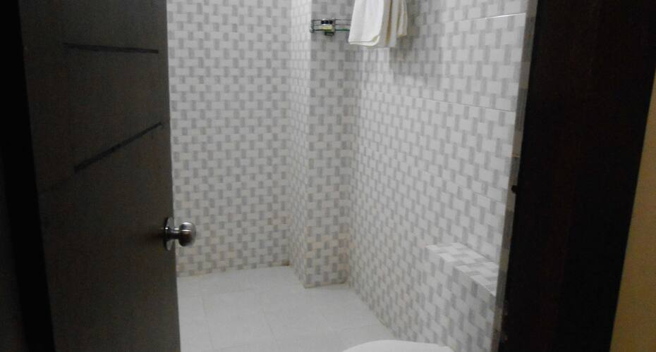 Hotel Shanti Ganga, Fatehpur 5
